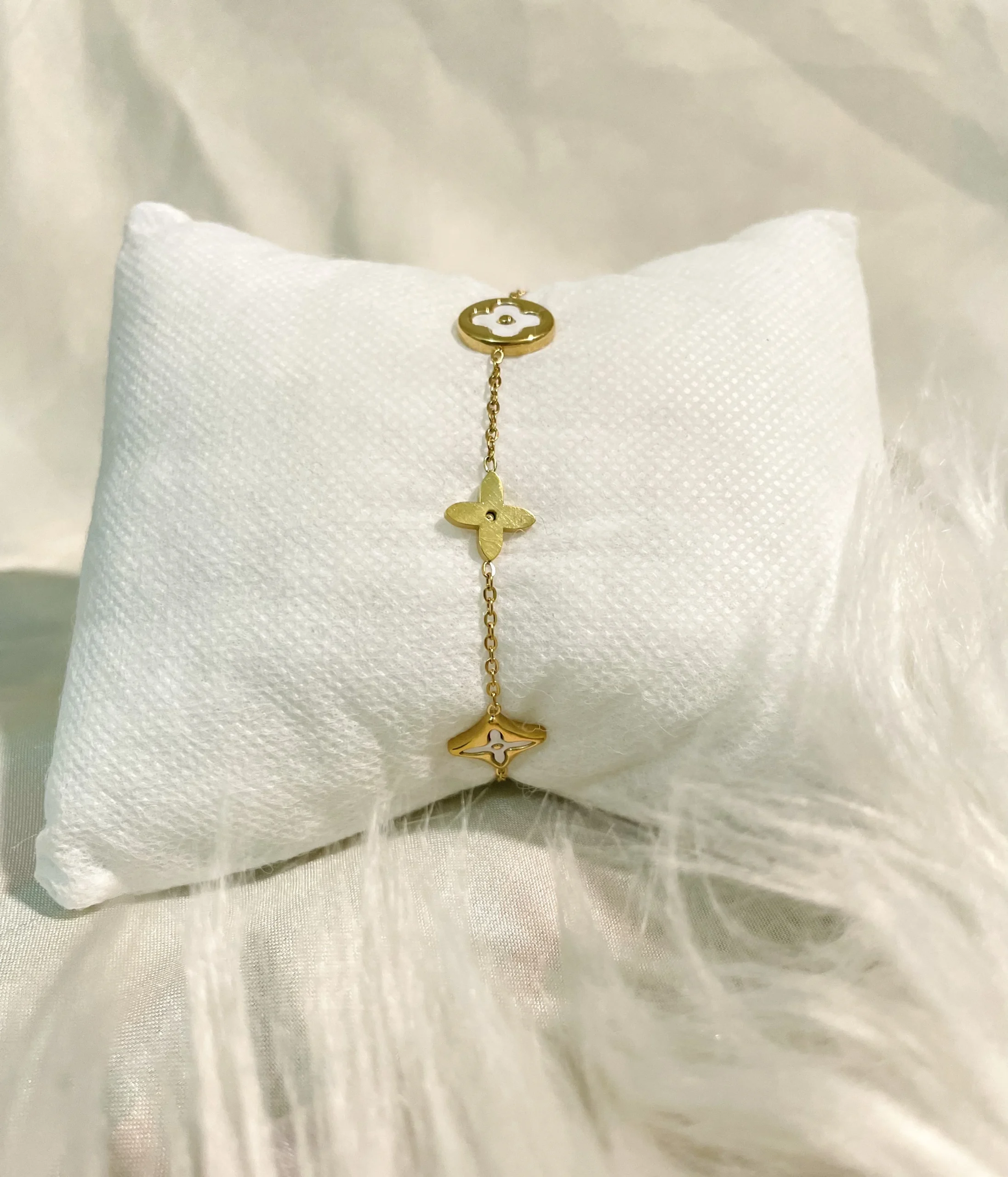 Halo Bracelet